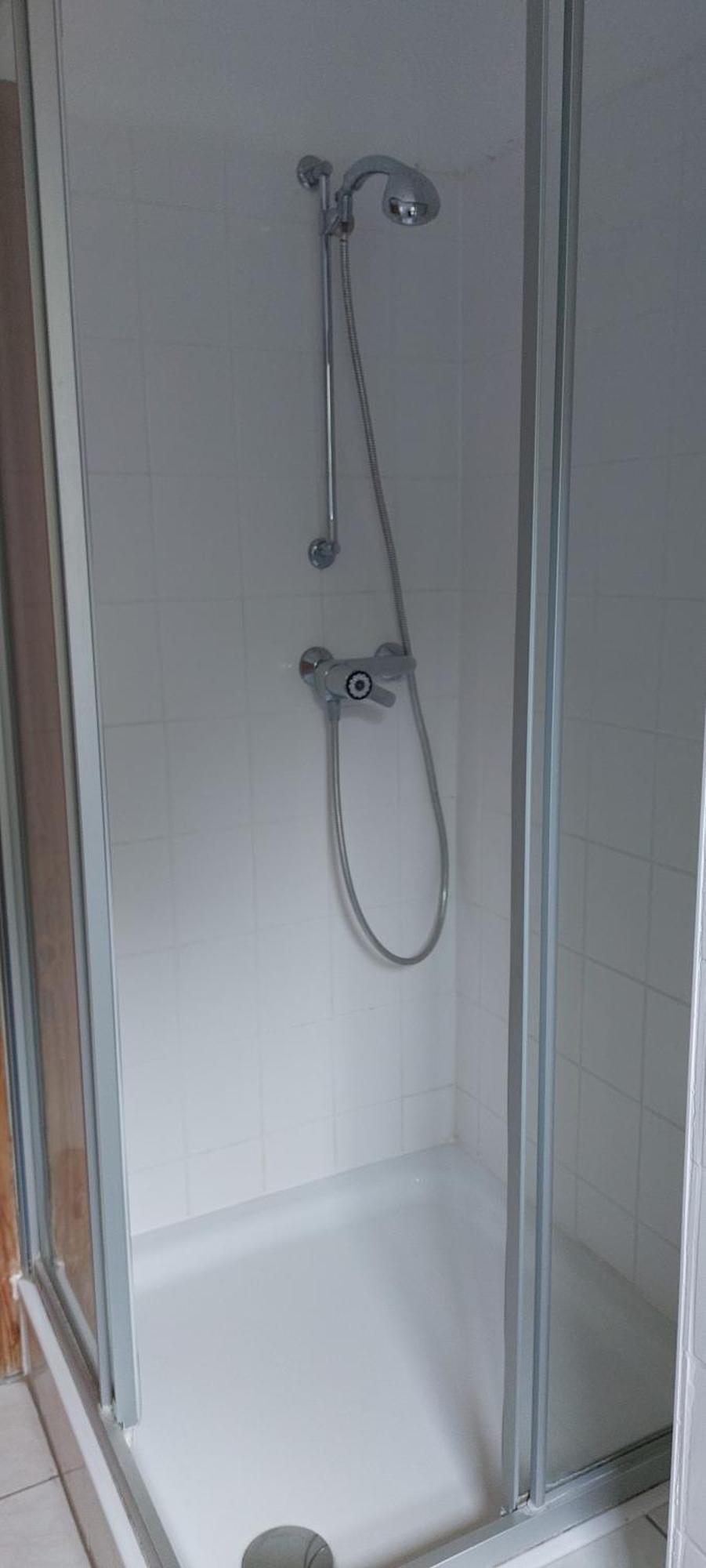קאסל Helle Ruhige Zimmer Zu Vermieten מראה חיצוני תמונה